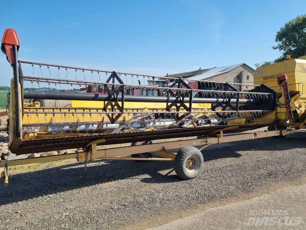 New Holland TX 68 Kombajni