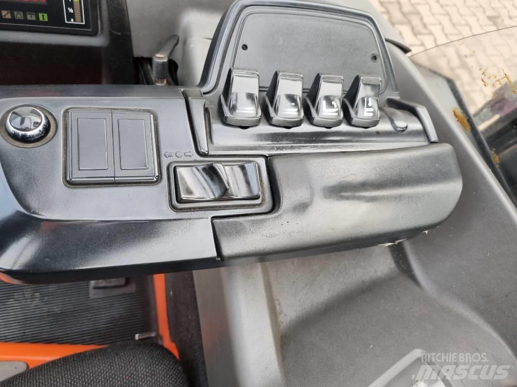 BT RR E 160 M Viljuškari sa pomičnim stupom