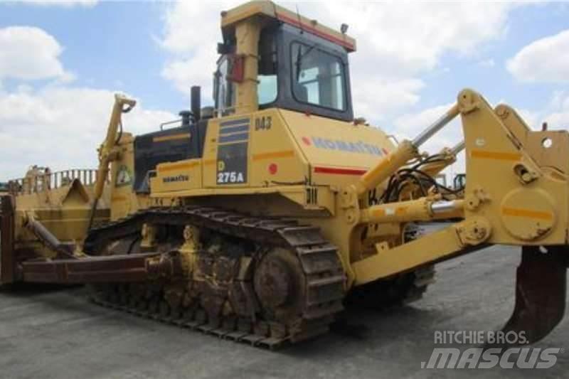 Komatsu D275A-5 Buldožeri guseničari