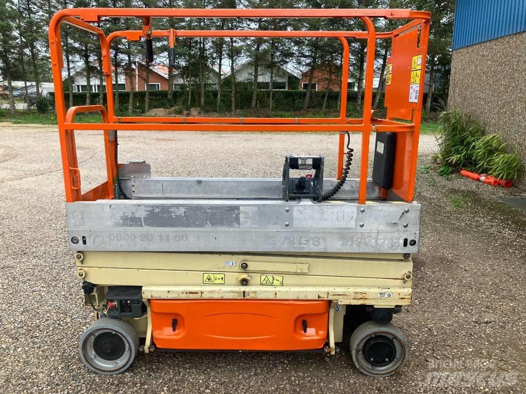 JLG 1930 ES Makazaste platforme