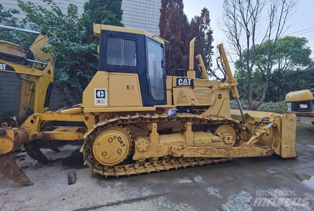 CAT D 7 G Buldožeri guseničari
