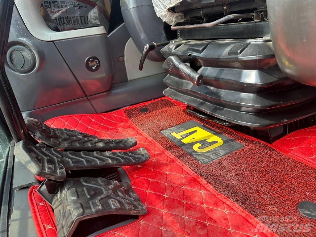 CAT 329 D Bageri guseničari