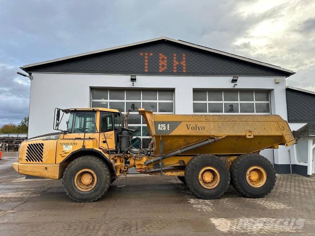 Volvo A 25 E Zglobni damperi