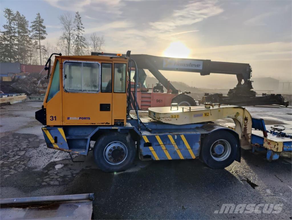 Sisu TR 180 AL 2 Terminalni tegljači