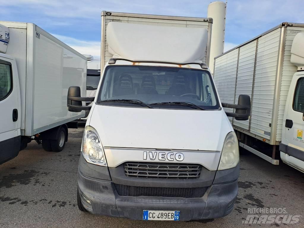 Iveco DAILY 60C17 Sanduk kamioni