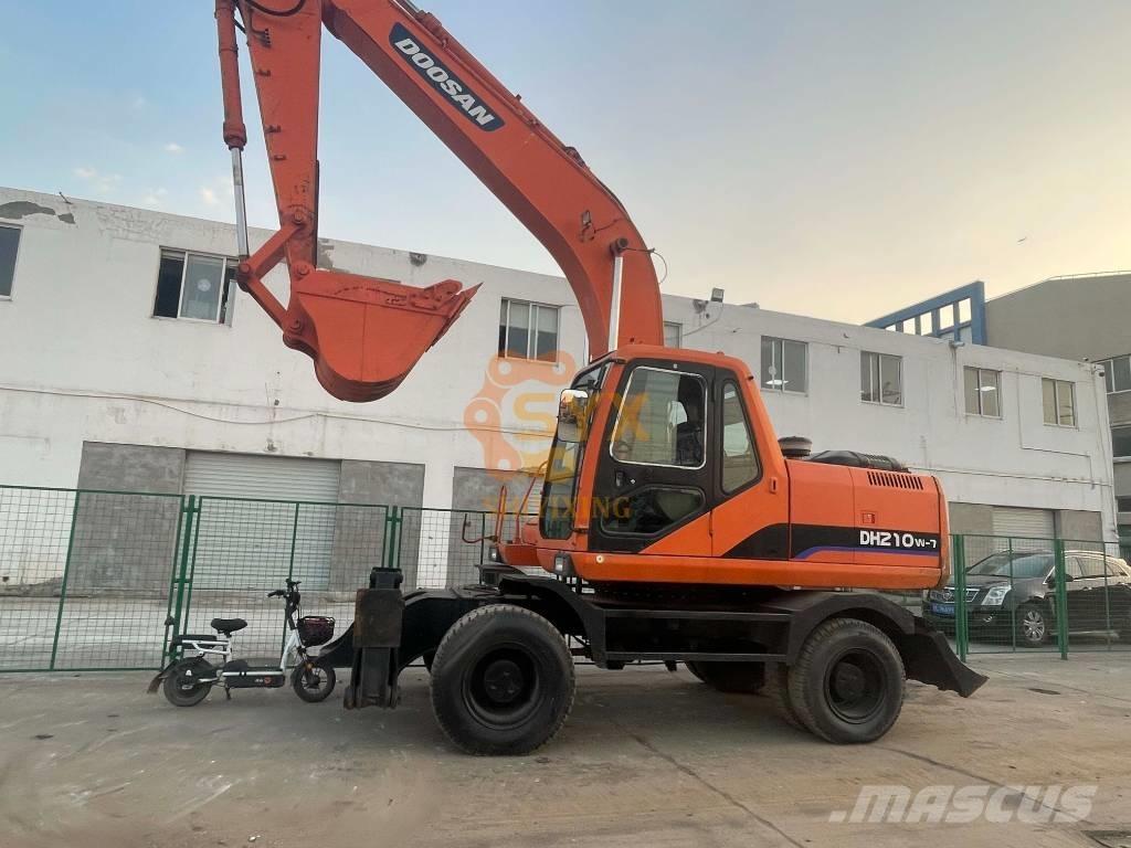 Doosan DH210W-7 Bageri točkaši