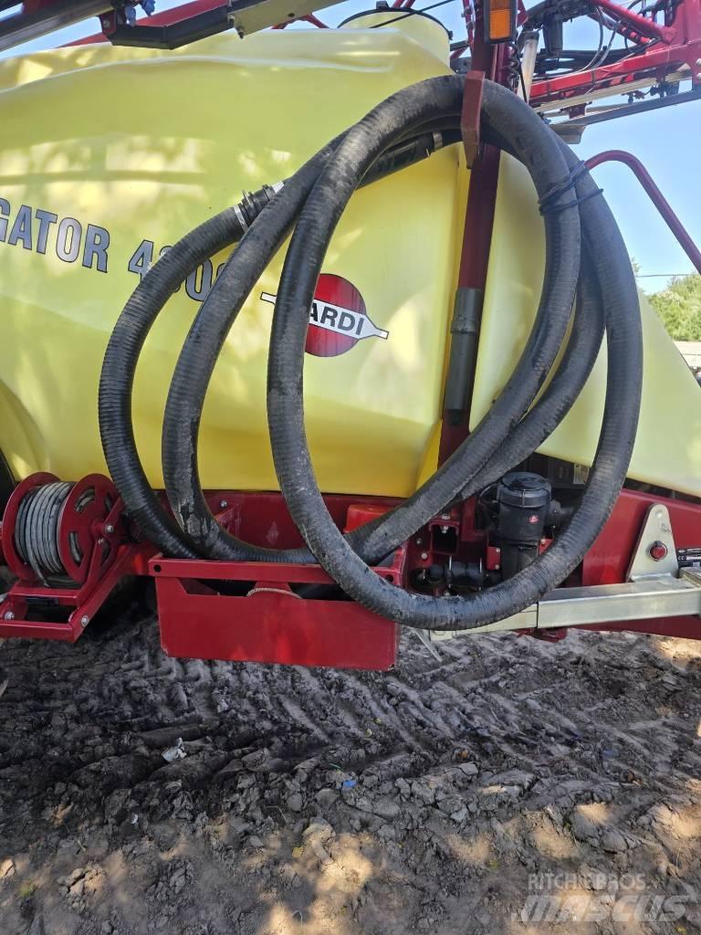 Hardi Navigator 4000 Vučene prskalice
