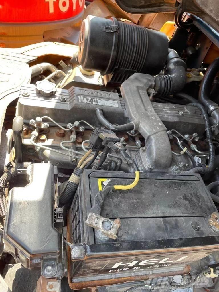 Toyota 5 ton Dizelski viljuškari