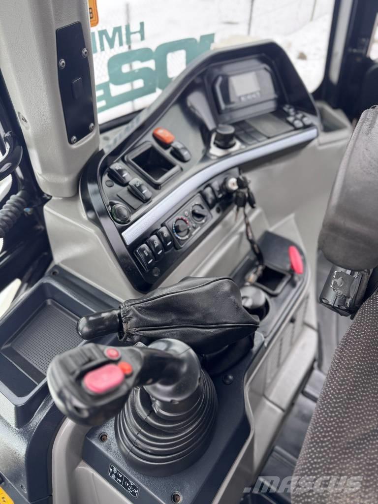 Hidromek HMK 102 B Rovokopači