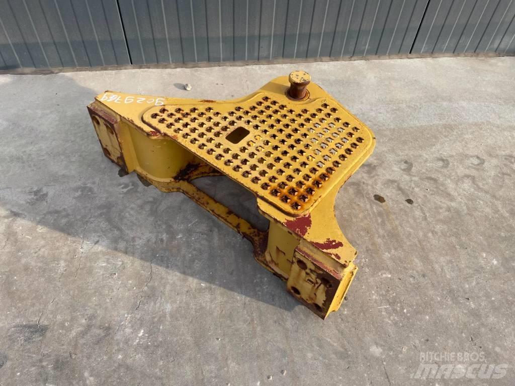 CAT D6K Zugtraverse Ostale komponente za građevinarstvo