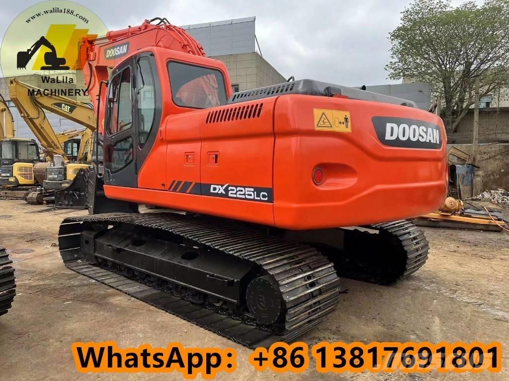 Doosan DX 225 LCA Bageri guseničari