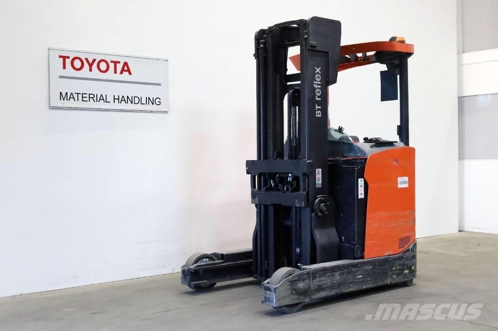 Toyota RRE200H Viljuškari sa pomičnim stupom