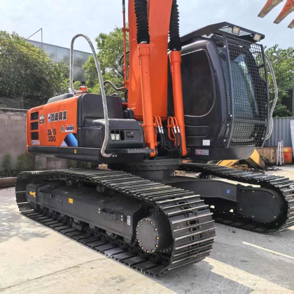 Hitachi ZX 200-3 G Bageri guseničari