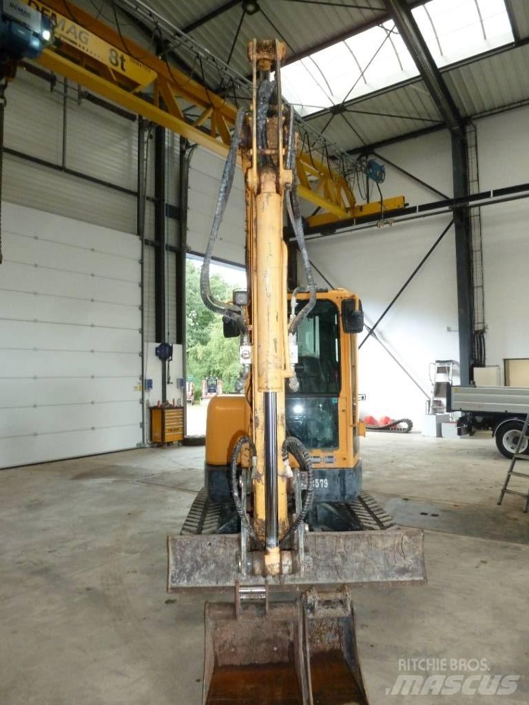 Hyundai R35Z-9 Mini bageri < 7t