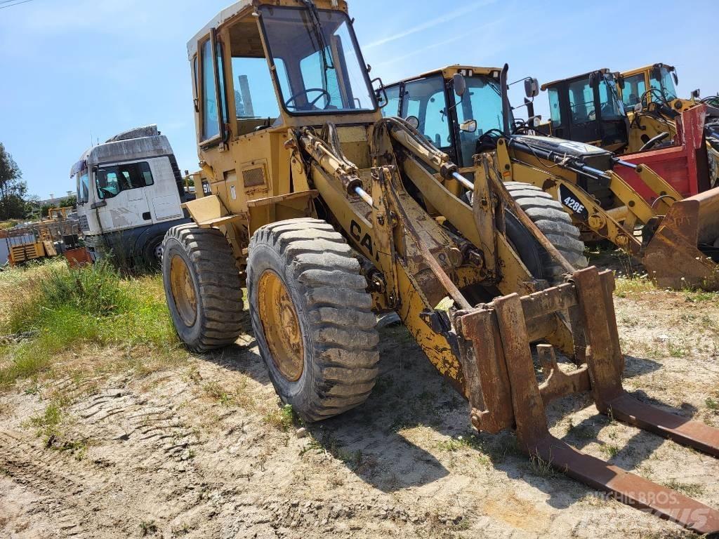 CAT 910 Utovarivači na točkove