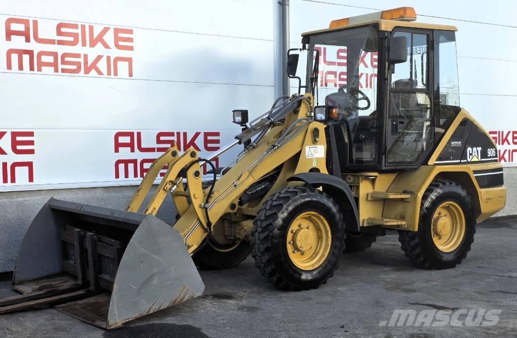 CAT 906 Utovarivači na točkove