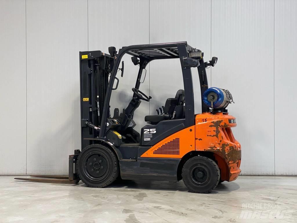 Doosan G25N-7 Plinski viljuškari