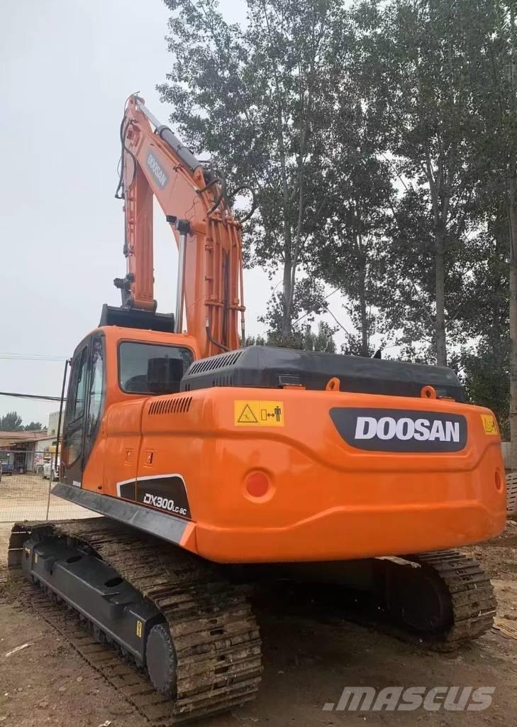 Doosan DX300LC-9C Bageri guseničari