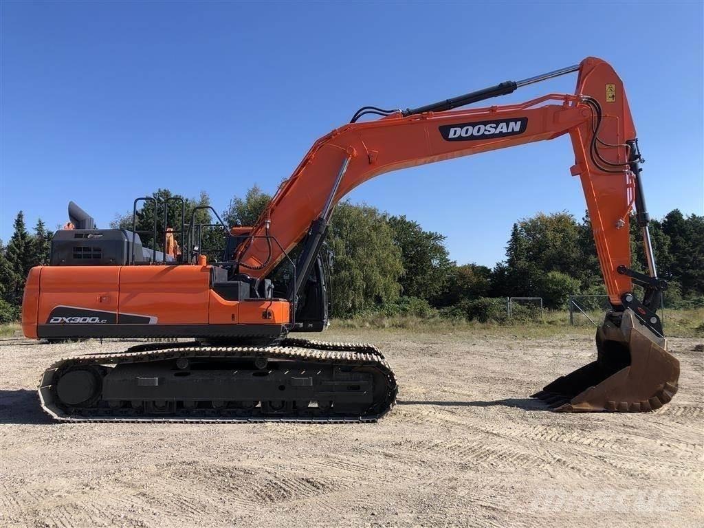 Doosan DX 300 Bageri guseničari