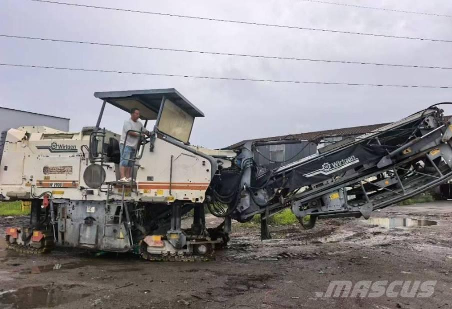 Wirtgen 1900DC Freze za asfalt