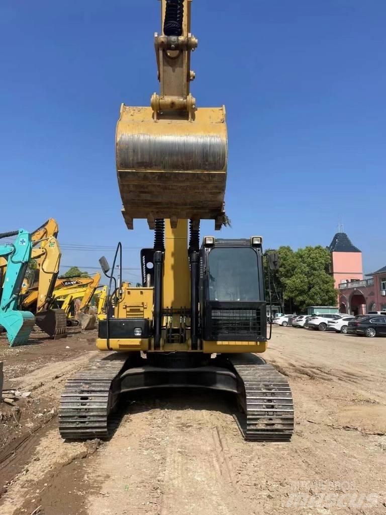 CAT 323 D Bageri guseničari
