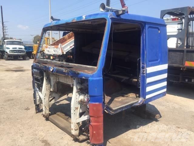 Scania 142 M Kabine i unutrašnjost