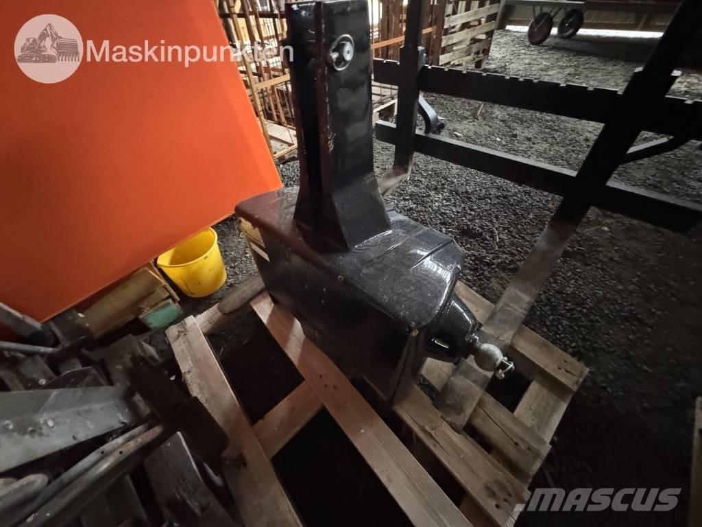 Valtra Valmet A 114 Traktori