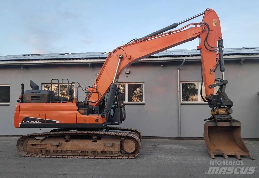 Doosan DX 300 LC-5 Bageri guseničari