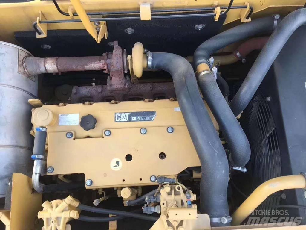 CAT 323 D Bageri guseničari