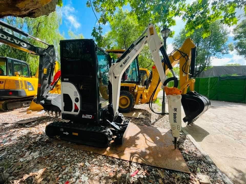 Bobcat E20z Mini bageri < 7t