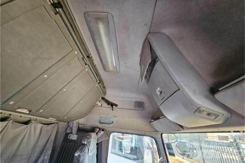 UD TRUCKS QUON Ostali kamioni