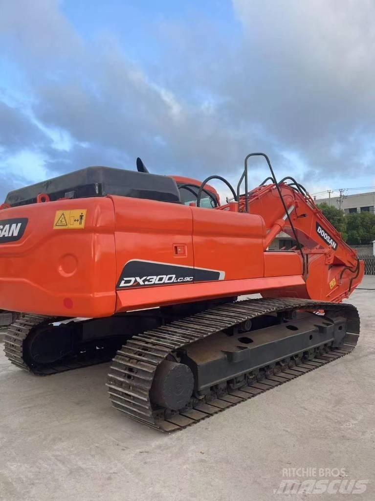 Doosan DX300LC-9C Bageri guseničari