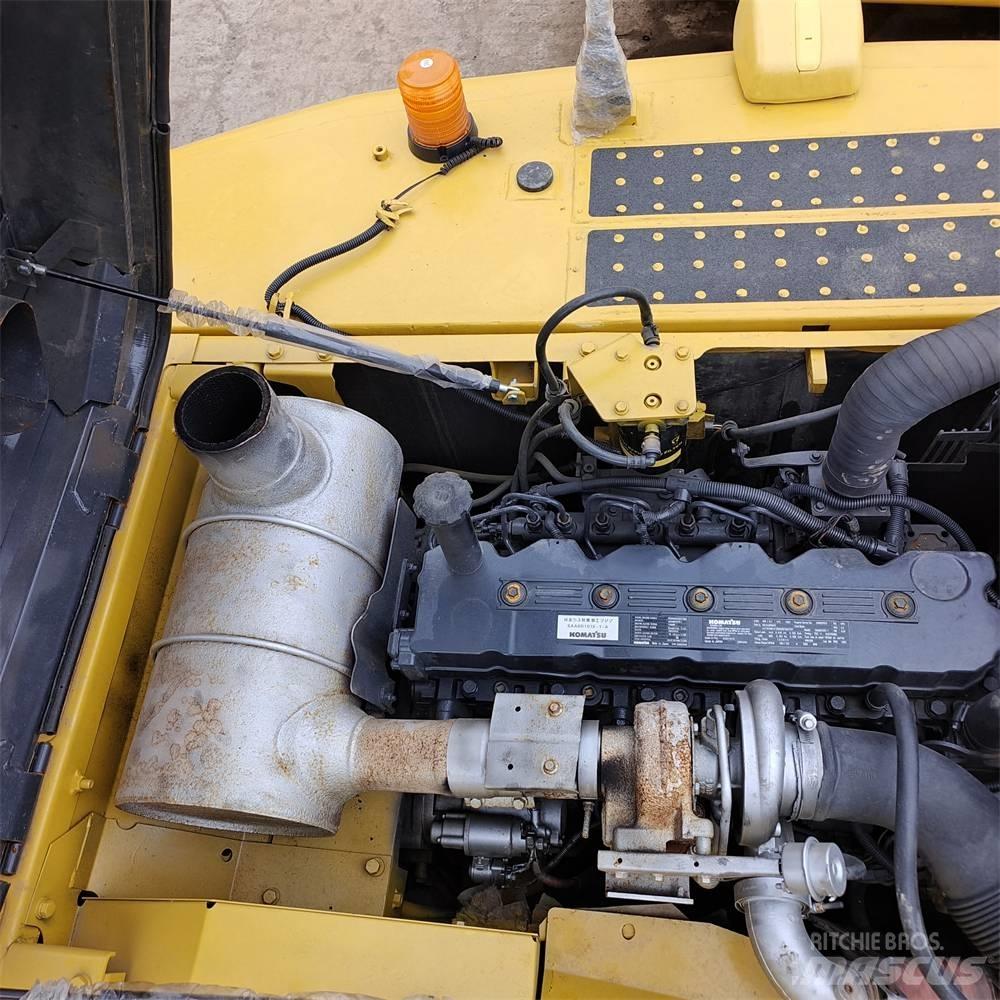 Komatsu PC 220-8 Bageri guseničari