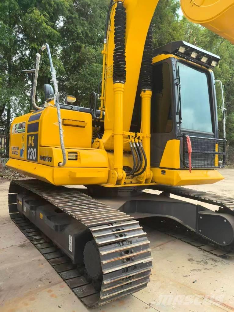 Komatsu PC 130 Polovni amfibijski bageri