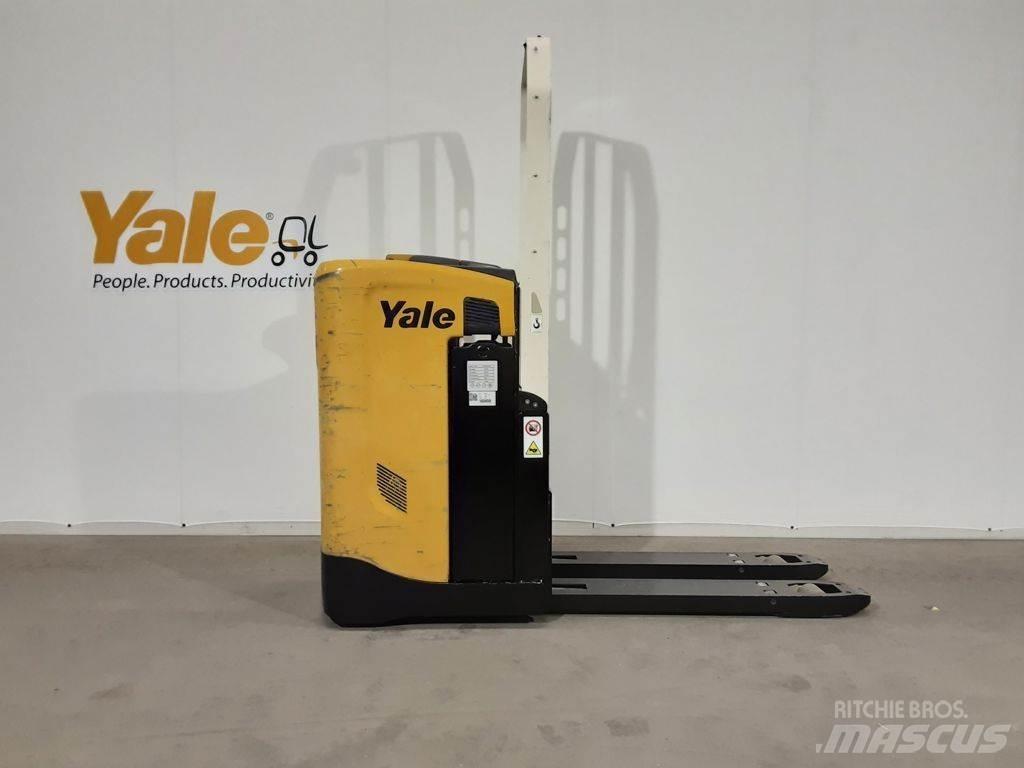Yale MP20T Nisko podizni električni viljuškar sa stajalištom