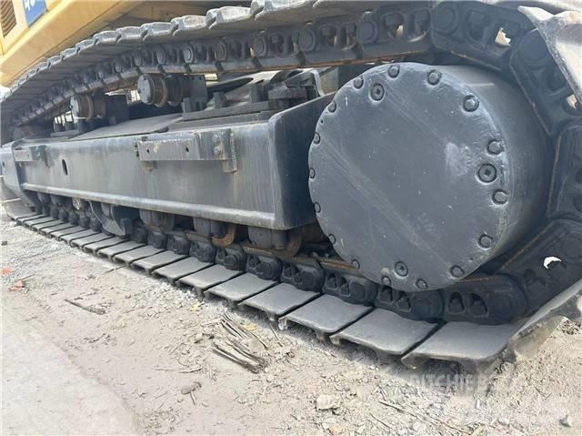 Komatsu PC 450 Bageri guseničari