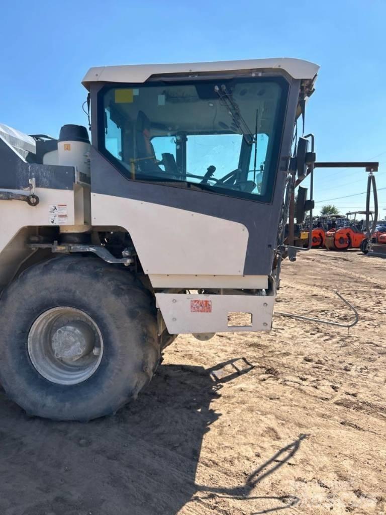 Wirtgen WR200 Mašine za reciklažu asfalta