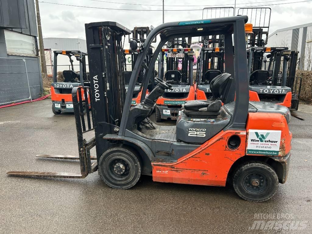 Toyota 02-8 FDF 25 Dizelski viljuškari