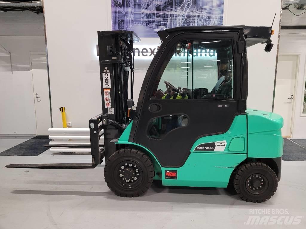 Mitsubishi FD25N3 Dizelski viljuškari