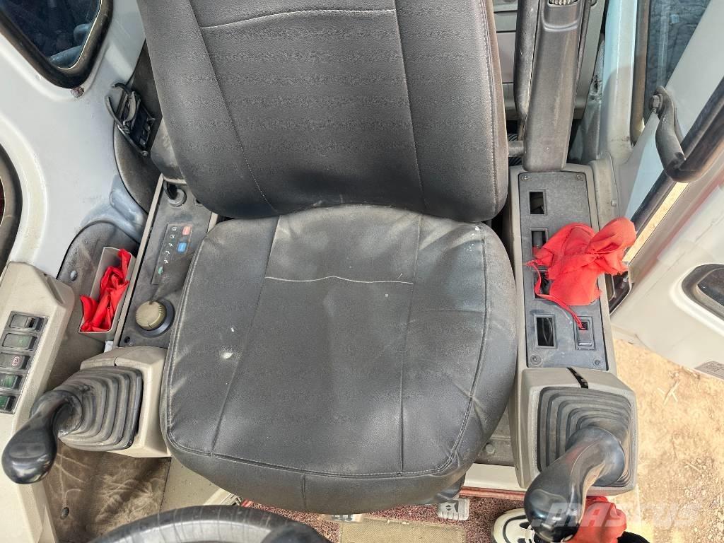 Doosan DH 150 W-7 Bageri točkaši