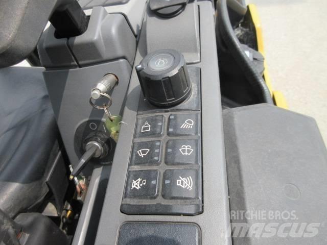 CAT 302 CR Mini bageri < 7t