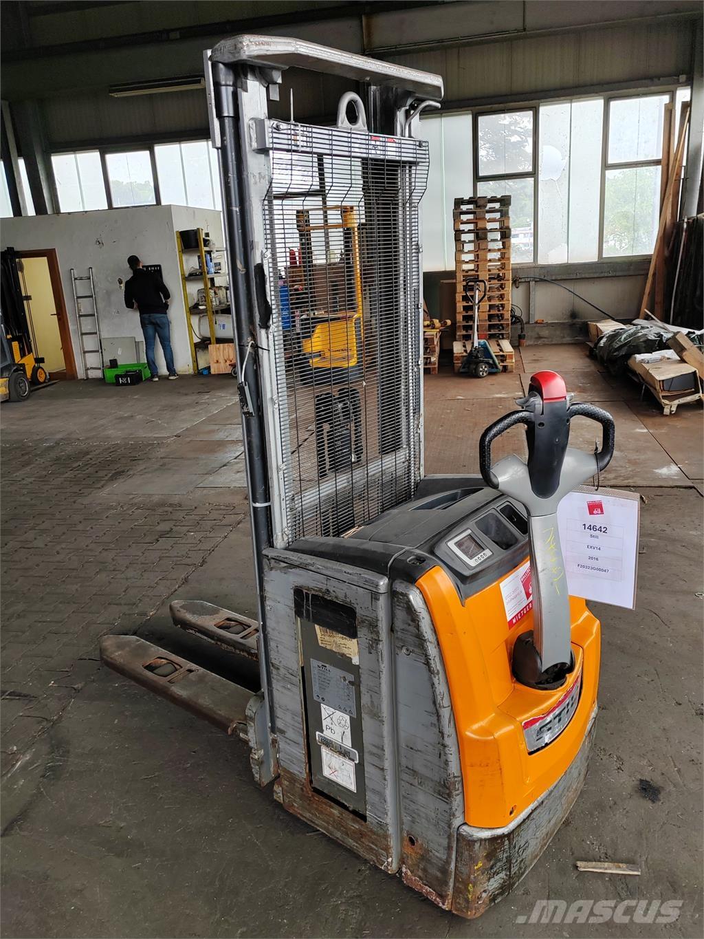 Still EXV14 Samopogonski ručni viljuškari