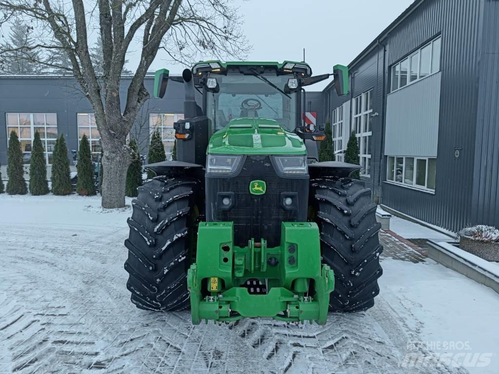 John Deere 8R 370 Traktori