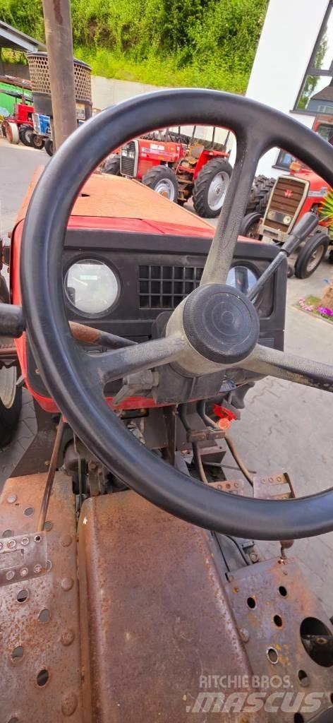 Massey Ferguson 390 Traktori