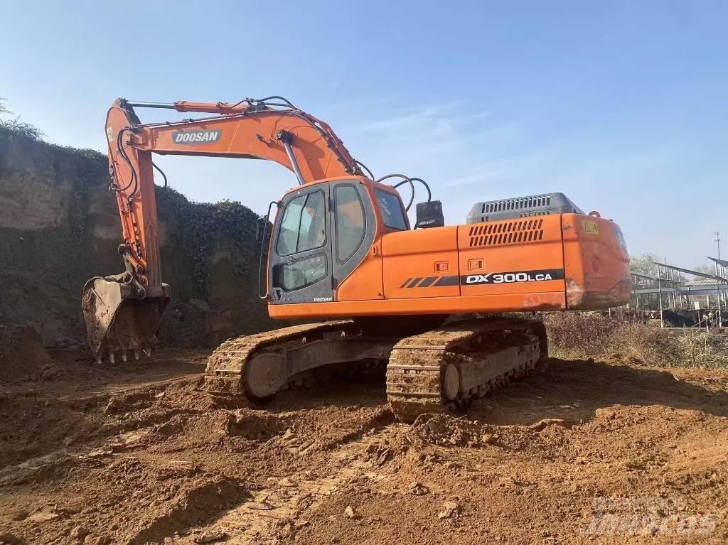 Doosan DX 300 LC Bageri guseničari