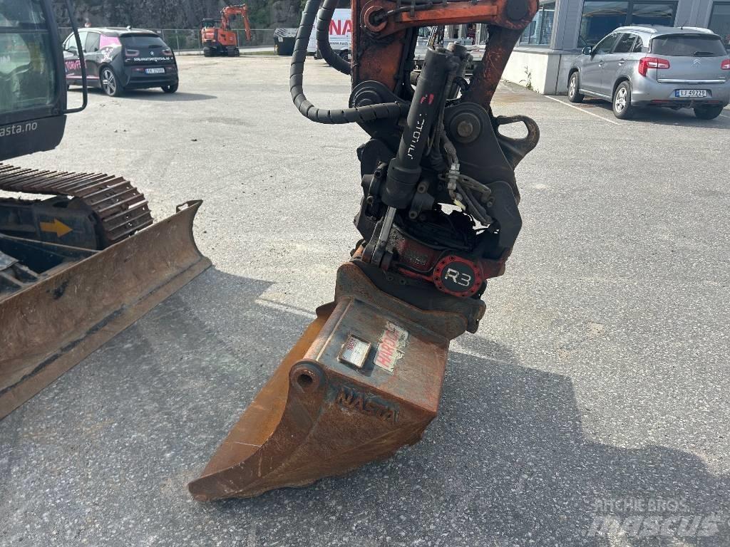 Hitachi ZX85US-5 Midi bageri 7t – 12t