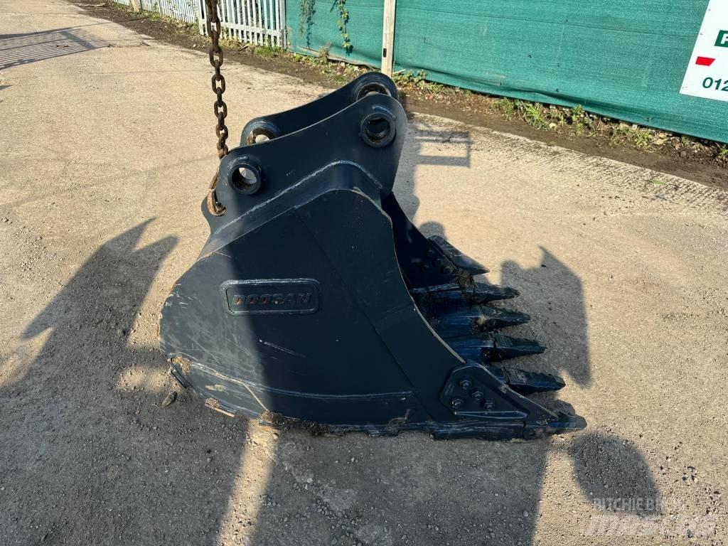 Doosan DX 140 LC Kašike / Korpe
