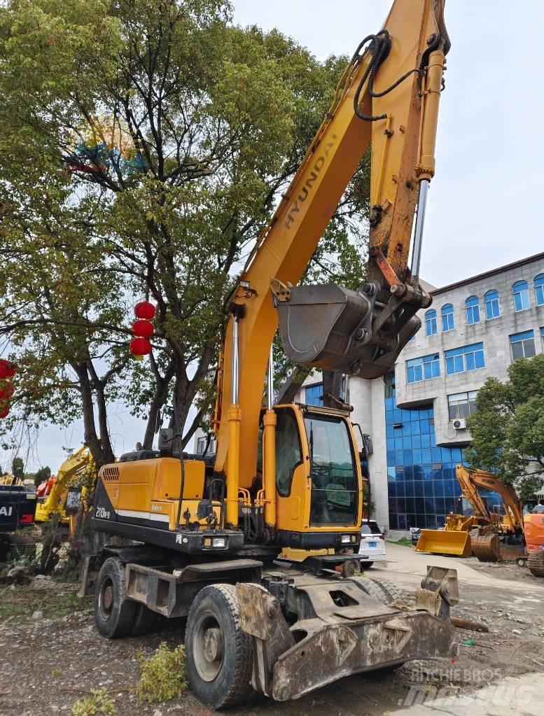 Hyundai R210W-9 Bageri točkaši