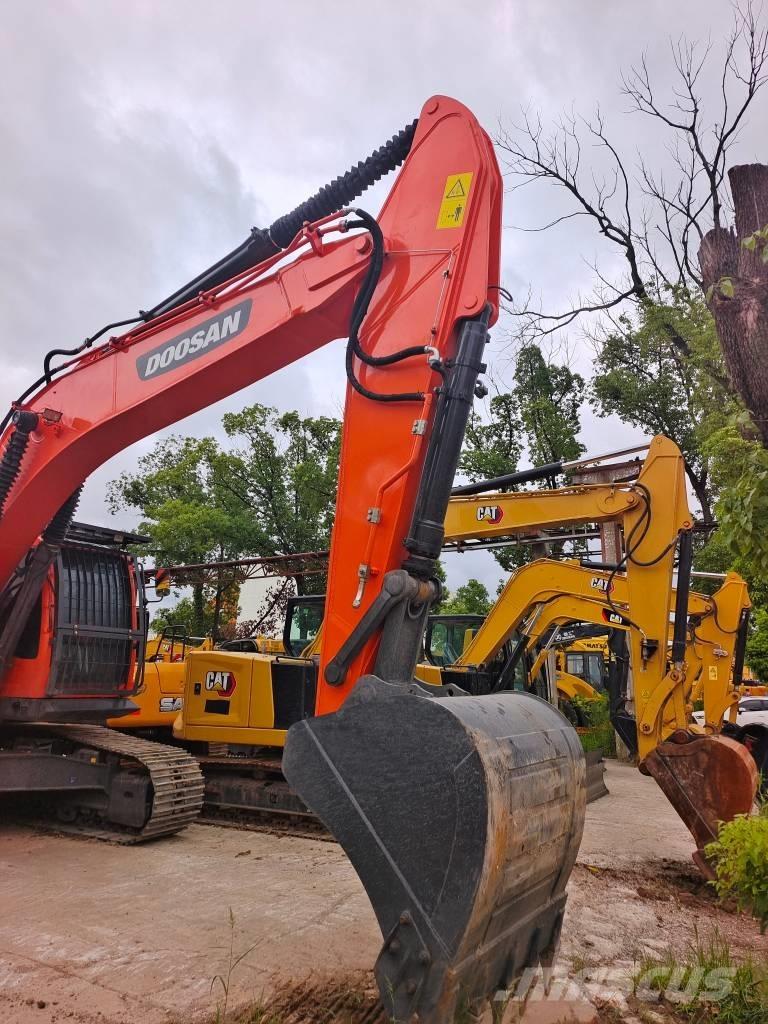 Doosan DX 300 LC-9C Bageri guseničari