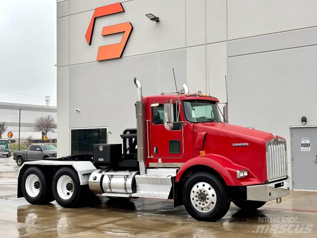 Kenworth T 800 Šleperi za vozila